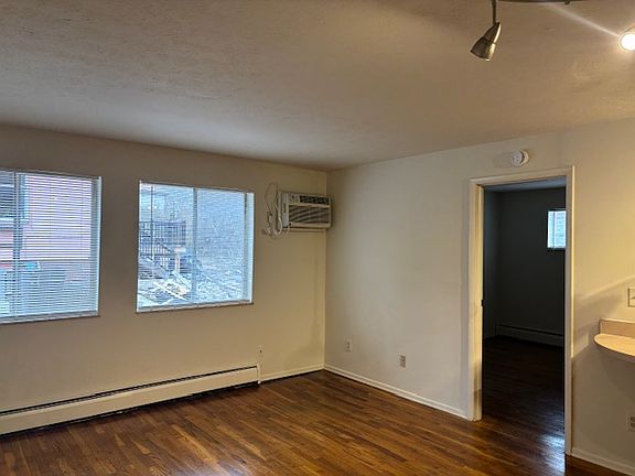 4th image of 4380 Hamilton Ave APT 5