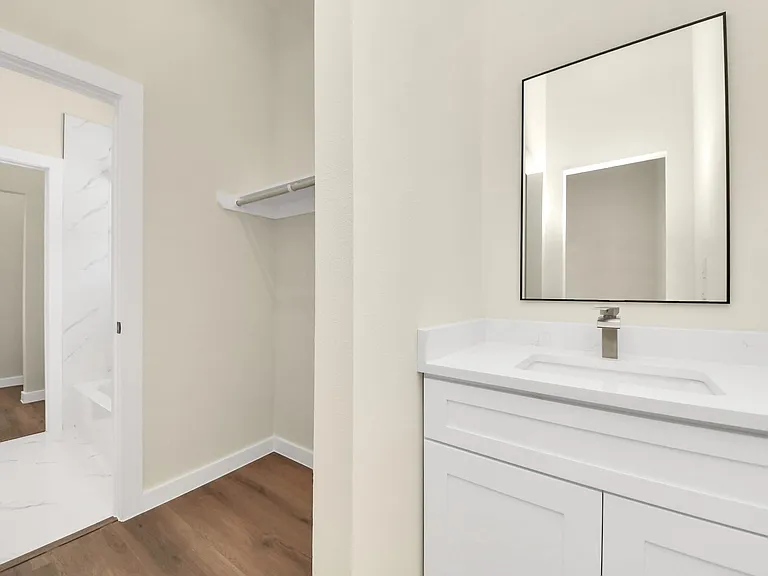 8025 Peachtree St #B — Photo 27