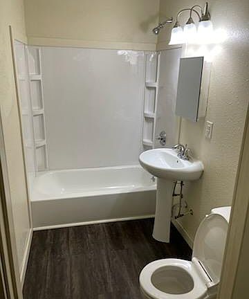 5th image of 1513 W Perkins Ave #1513