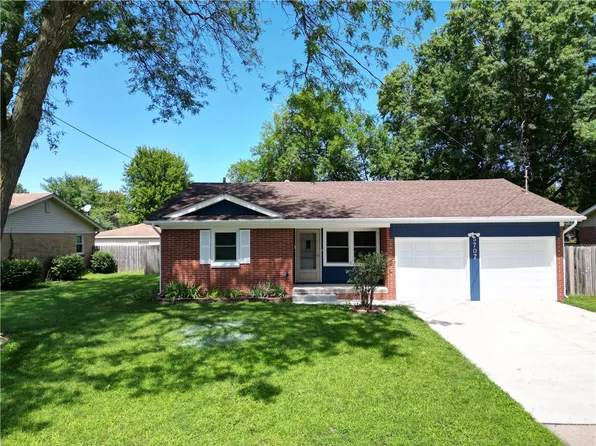 5707 NW 66th Ave, Johnston, IA 50131