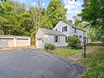 222 Pleasant St, Springfield, MA, 01028