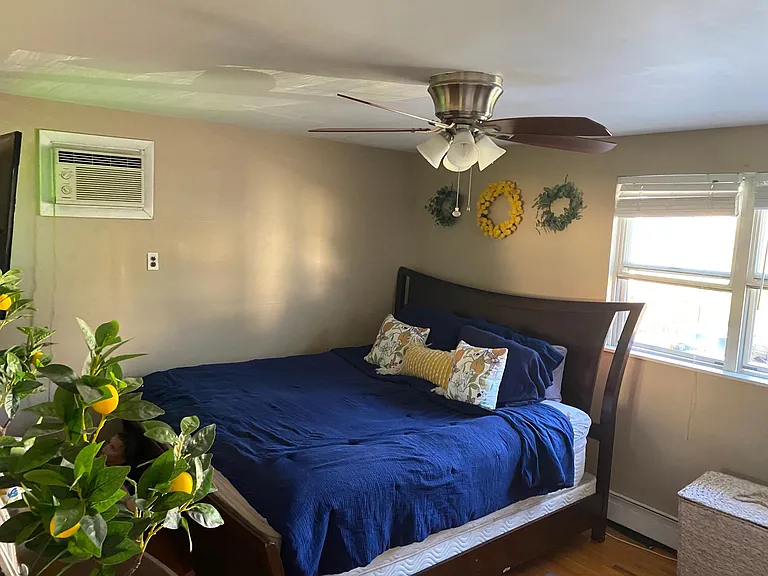 504 Wood St — Photo 15