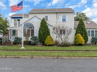 124 Neptune Pl, Sea Girt, NJ 08750