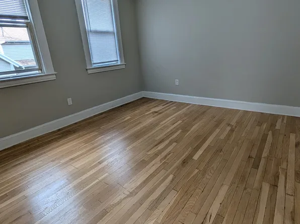 8 Arch St, New Haven, CT