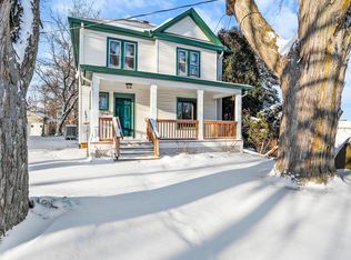 541 E Main St, Sun Prairie, WI 53590