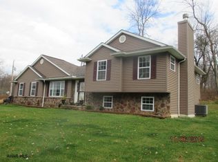 279 Iris St, Northern Cambria, PA 15714