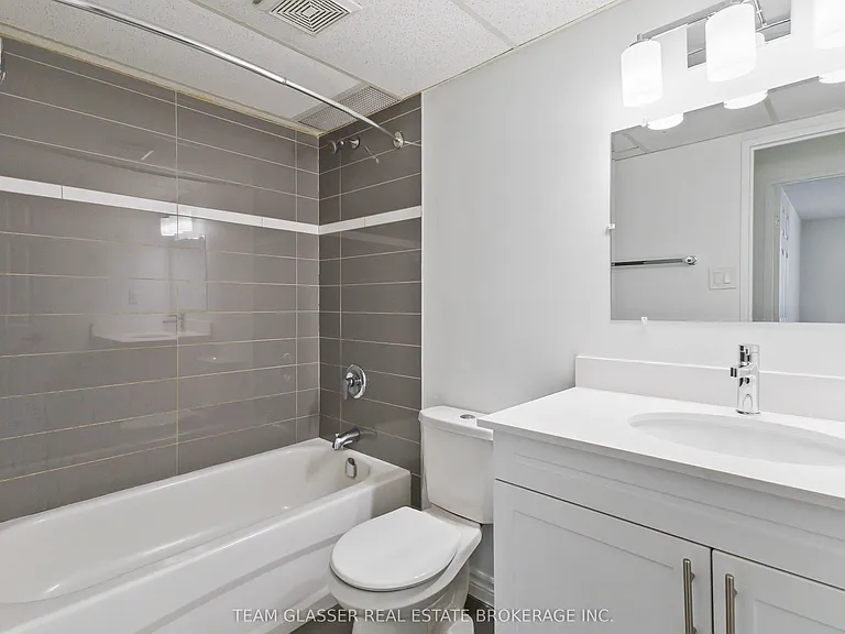 340 Colborne St #2106 — Photo 28