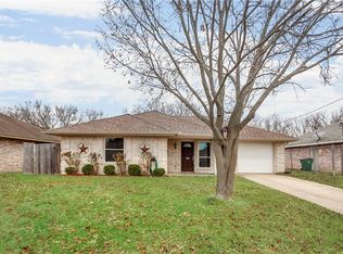 217 Briar Creek Dr, Crandall, TX 75114