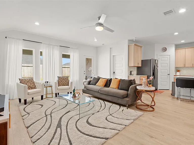 2908 Misty Elm Ln — Photo 12