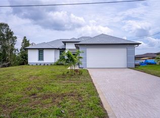 256 Blackstone Dr, Fort Myers, FL 33913
