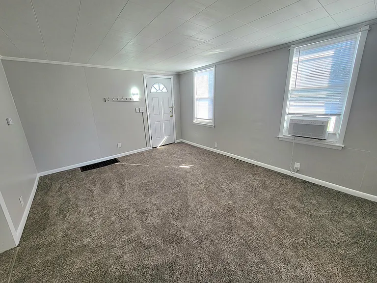 123 Brown Ave NW #1 — Photo 2