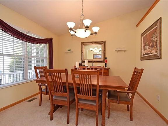 4th image of 1494 Cathedral Ln