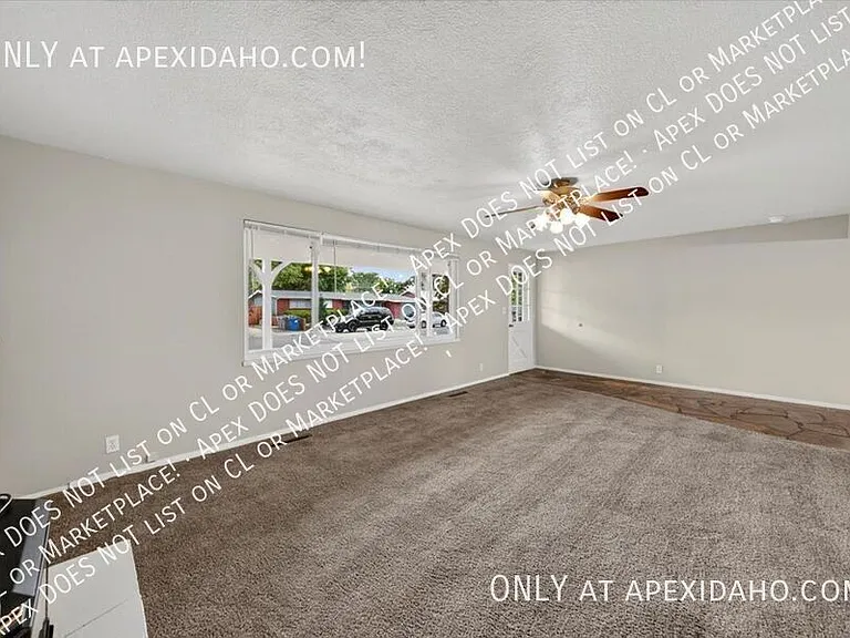 6828 W Ashland Dr — Photo 7
