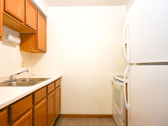 4th image of 612 N 5th St APT 102
