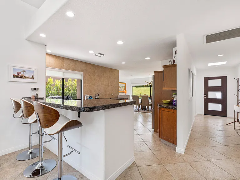 73416 Mariposa Dr — Photo 16