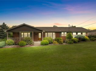 221 Moody Rd, Imperial, PA 15126