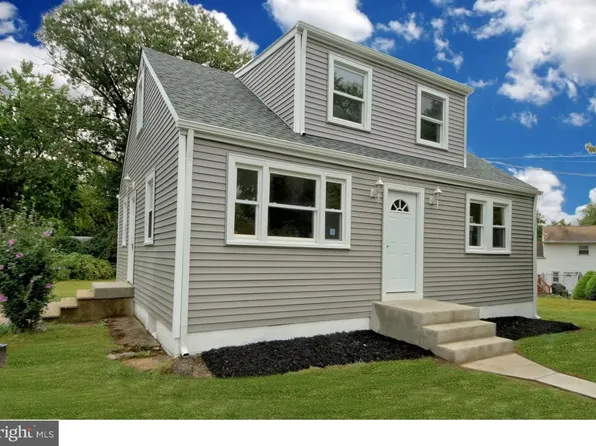 130 Gould Ave, Ewing, NJ 08638