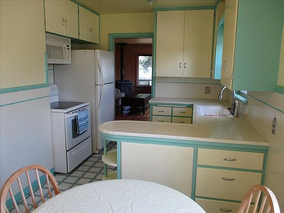 3rd image of 117 Whittier St