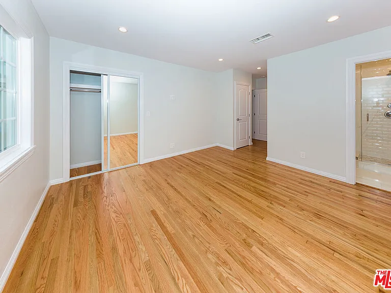 4184 Jackson Ave — Photo 11
