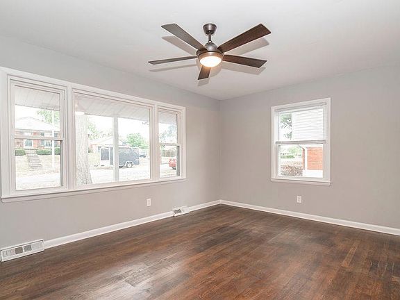 5th image of 1681 Margate Dr