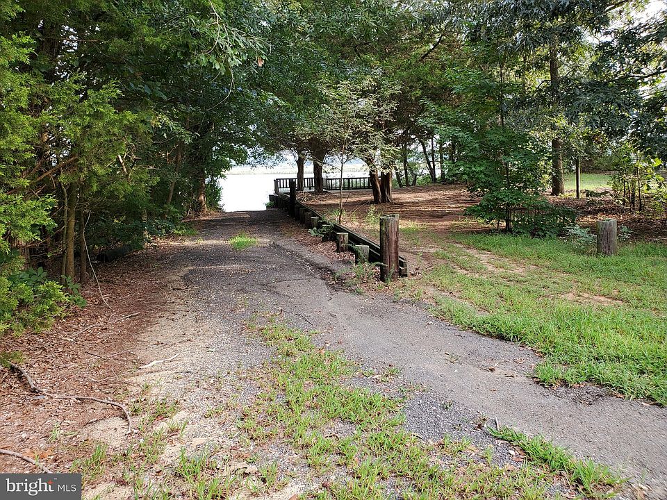 2nd image of 256 Merganser Dr
