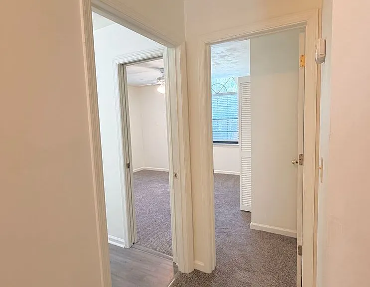 4414 Stratfordshire Ct — Photo 26