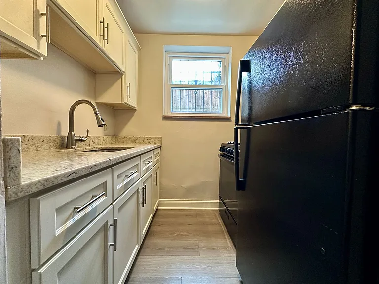 5927 Walnut St — Photo 9