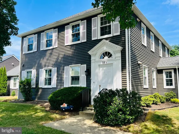 56 N Fairfield Ln, Monroe Township, NJ 08831