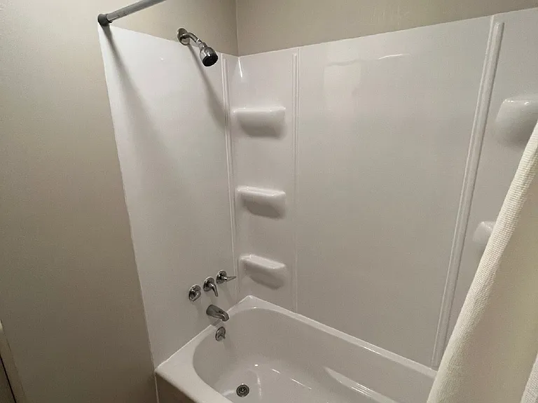 35 E Pleasant View Dr — Photo 6