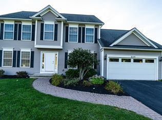 649 Kayloc Cir, Webster, NY 14580