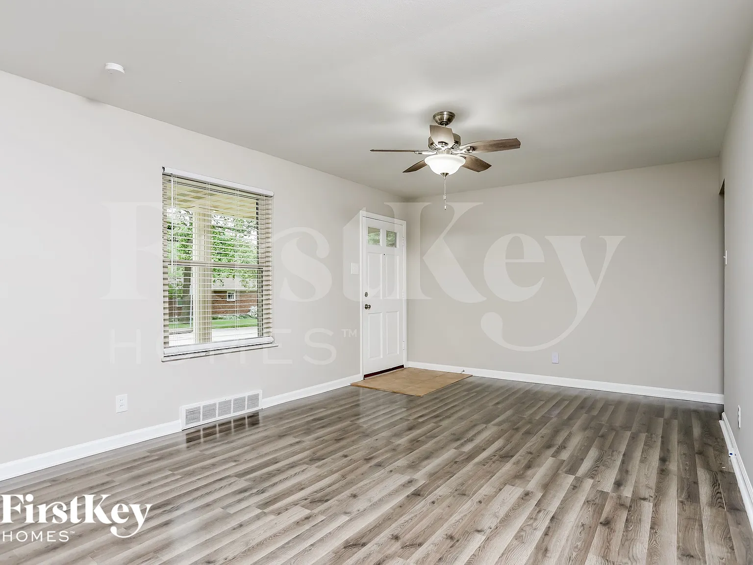 3 bed, 3.5 bath, 2653 sqft, $2,960 — Photo 3