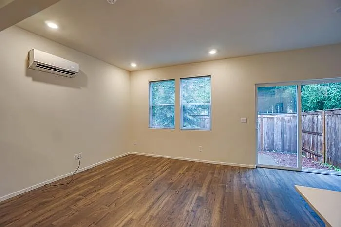 5824 NE 80th Ct — Photo 15