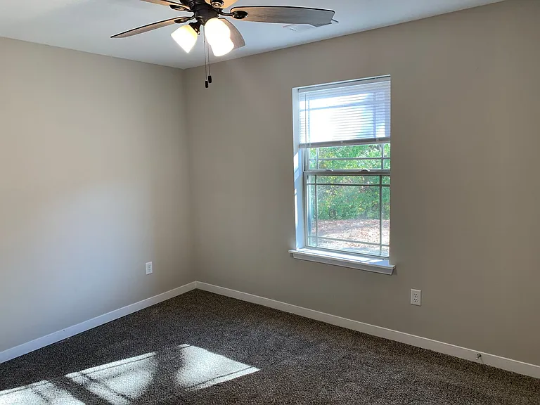 Cypress Ridge Apartments — Photo 24