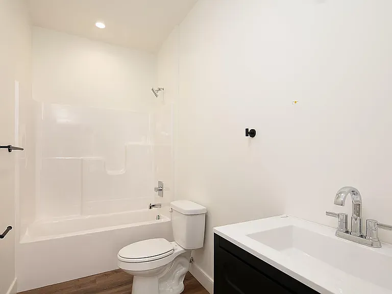 444 Jefferson St #A — Photo 17