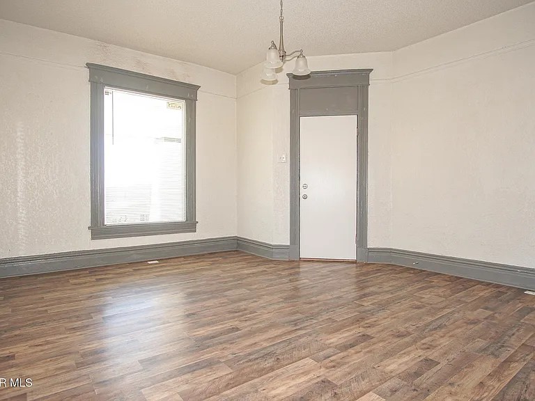 2111 Portland Ave #2 — Photo 2
