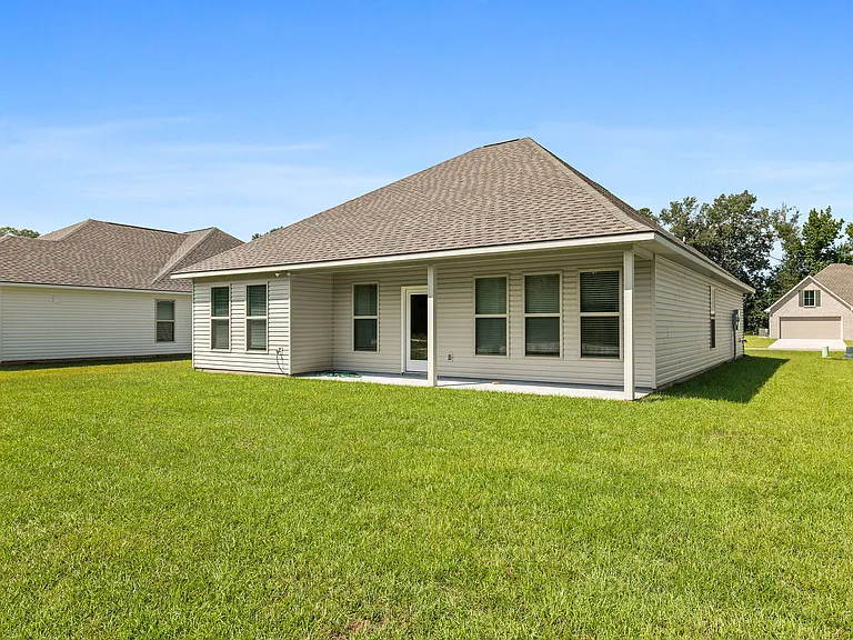 185 Southgate Dr — Photo 10