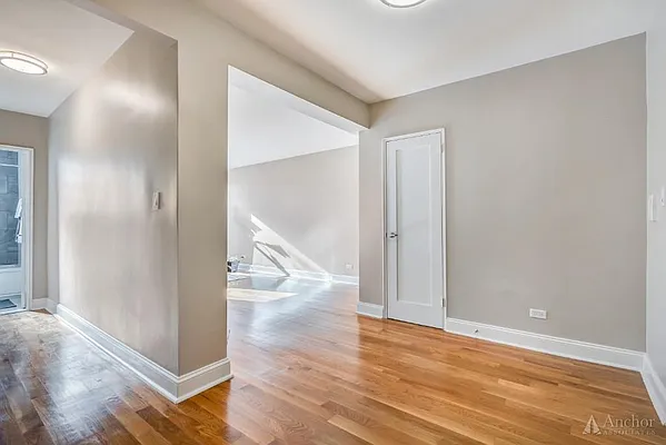 Rented by Anchor Associates | media 12