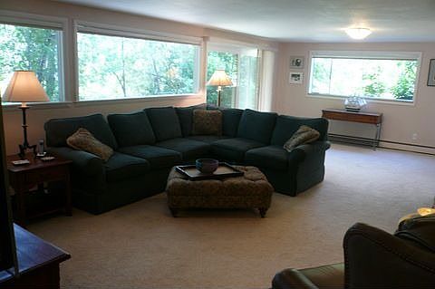 Light and Bright Family room in Walkout has new carpet