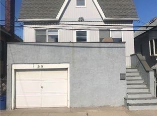 35 Rochester Ave, East Atlantic Beach, NY 11561