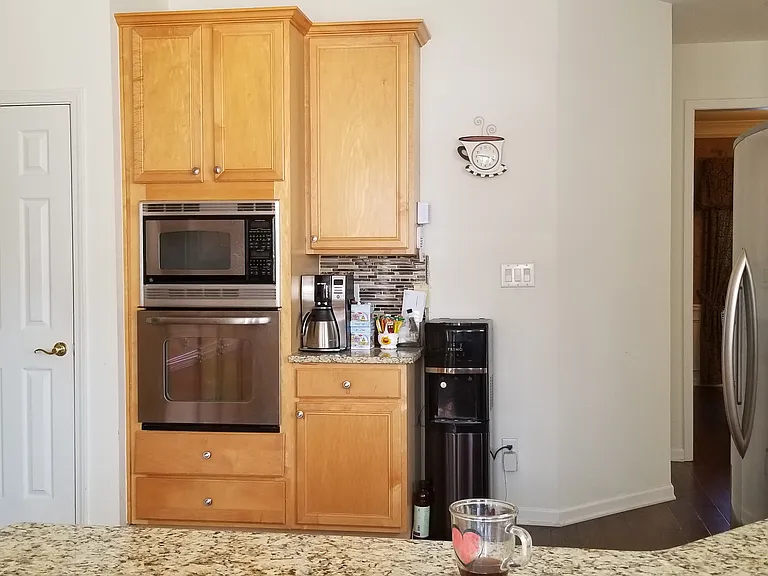 6405 Whitestone Pl — Photo 14