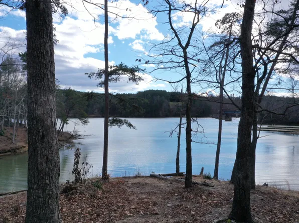 Dry Ponds Rd, Granite Falls, NC 28630