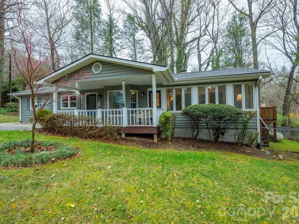 110 Virginia Rd, Black Mountain, NC 28711