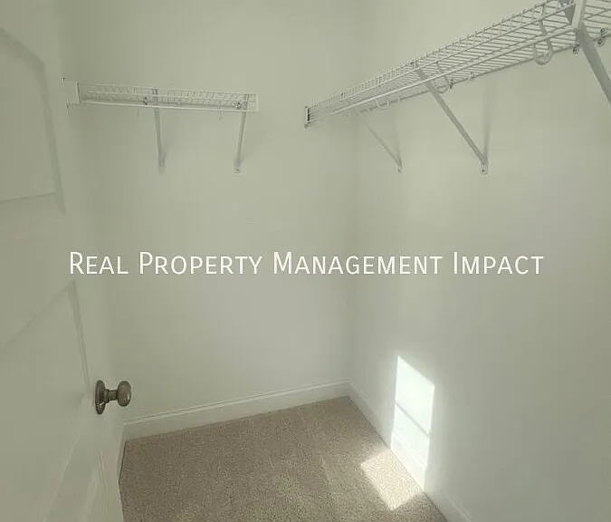 616 Market Grove Dr #100 — Photo 33
