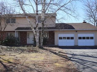 518 Oak Hill Dr, Sayre, PA 18840