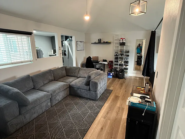 12426 S Vermont Ave #3 — Photo 3