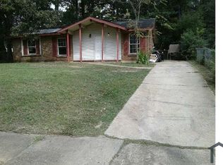 261 Southlawn Dr, Montgomery, AL 36108