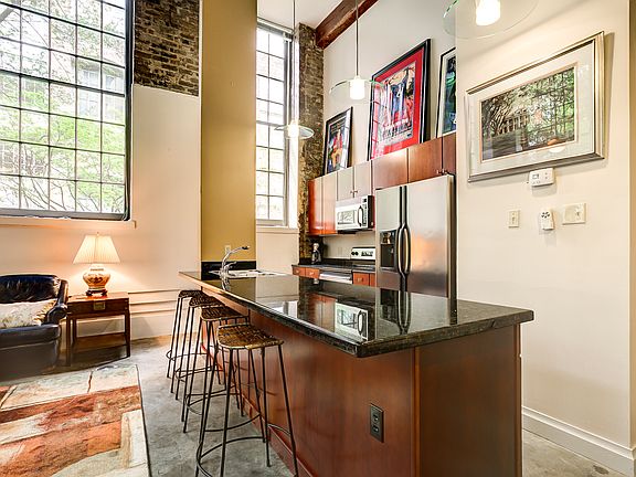 4th image of 920 Poeyfarre Street #104
