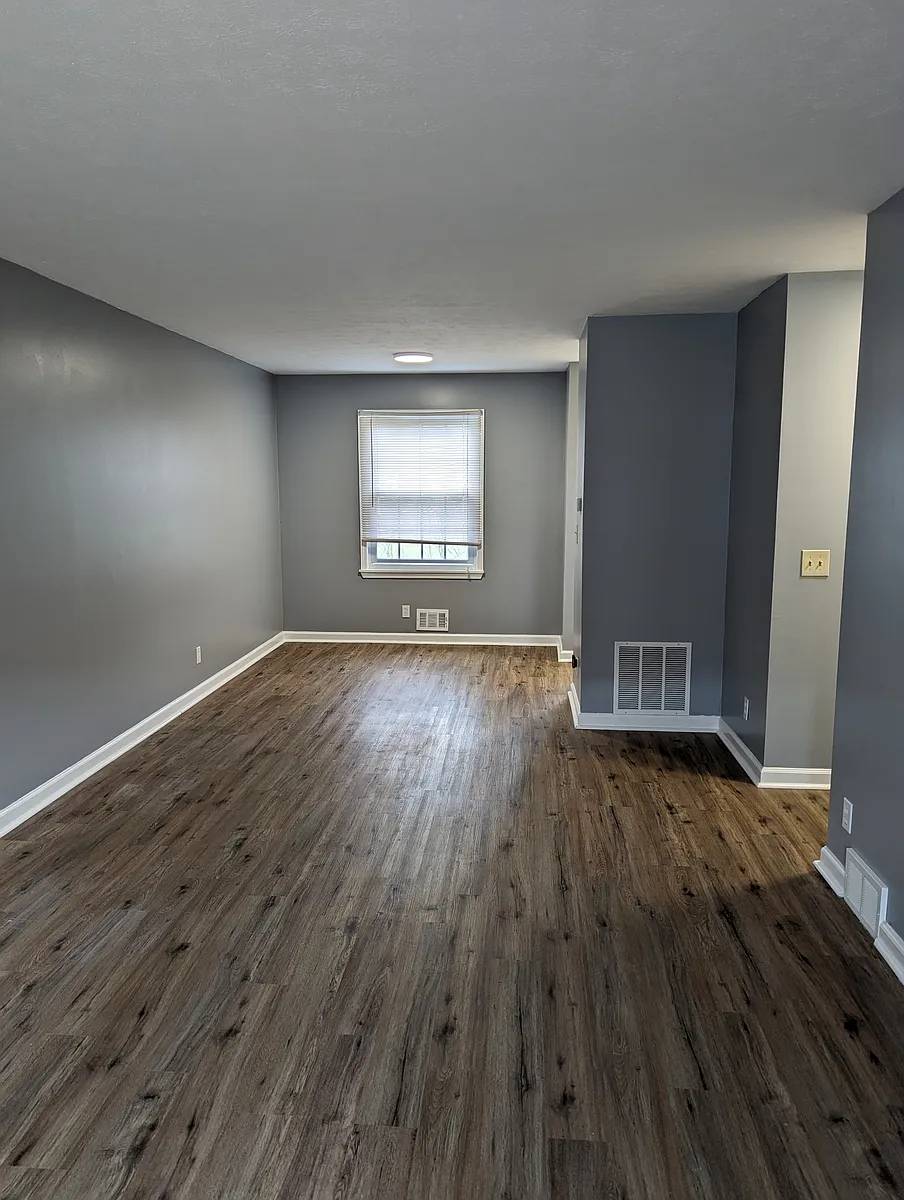 Building Photo - 55 Bennington Green Ln #7