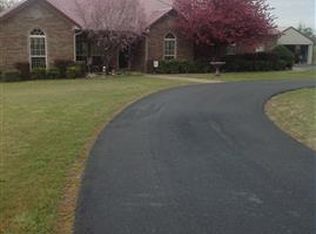 900 Section Line Rd, Greers Ferry, AR 72067