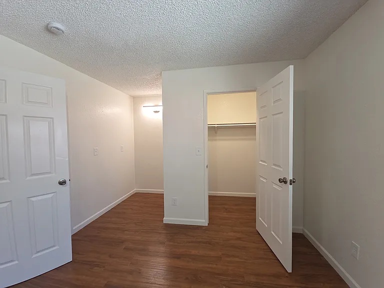 8533 Sun Florin Dr — Photo 6